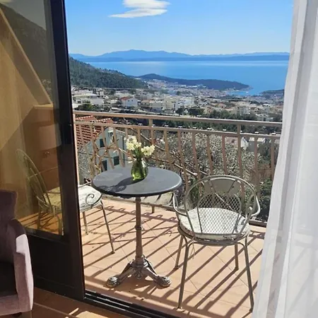 Bella Vista *