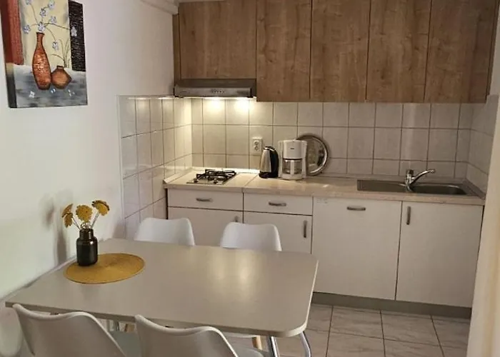 Bella Vista * Makarska