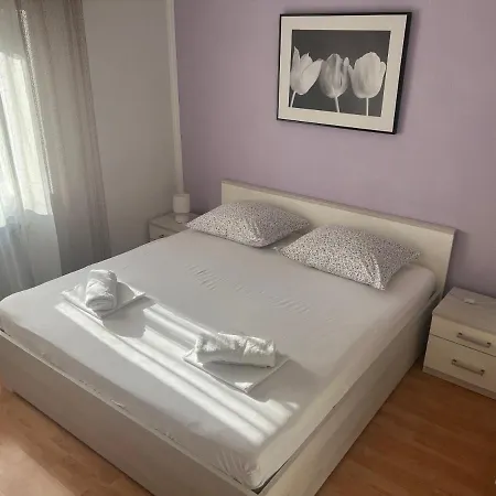 Bella Vista